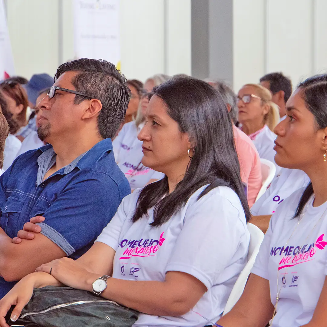 Attendants sitting during a fibromyalgia conference.